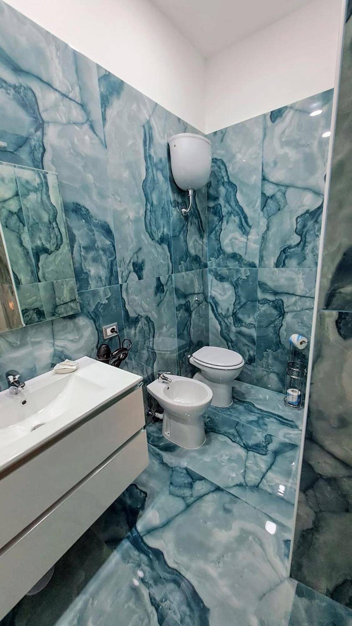 La Finestra Sul Borgo Hotel Napoli Bagian luar foto
