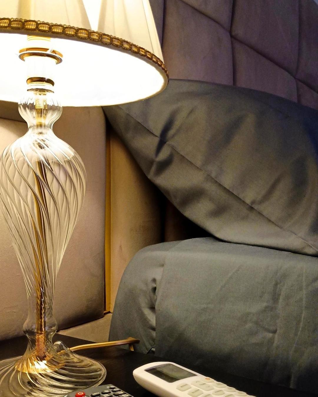 La Finestra Sul Borgo Hotel Napoli Bagian luar foto